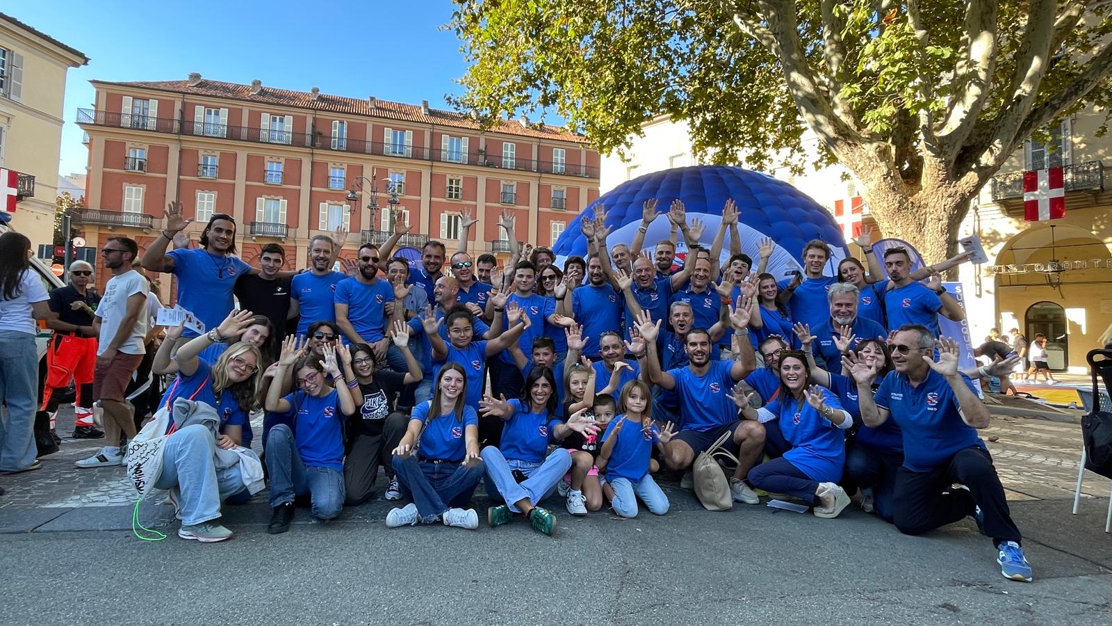 Copertina Asti Blu Subacquea